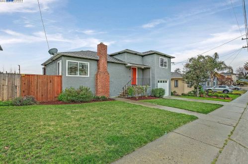 4267 Omega Ave, Hayward, CA 94546-4636