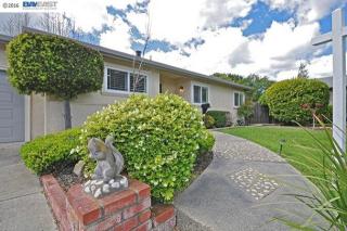 8362 Ferncliff Ct, Pleasanton, CA 94568-1029