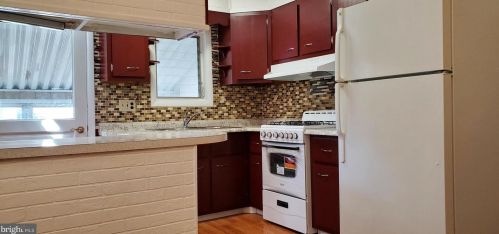 21 Ross St, Lancaster PA  17602-1924 exterior