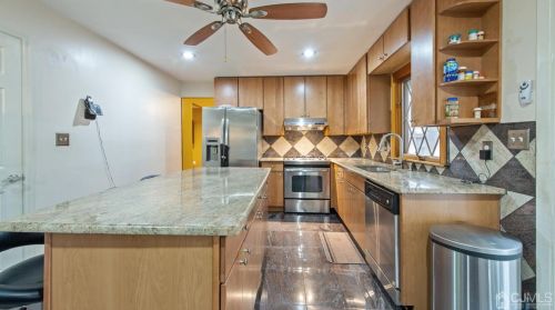 5 Boxwood Rd, Piscataway NJ 08854-5942 exterior