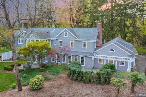 13 Ackerman Rd, Upper Saddle River, NJ 07458-2601