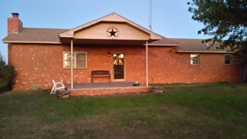23142 Highway 9, Gotebo, OK 73041-9642