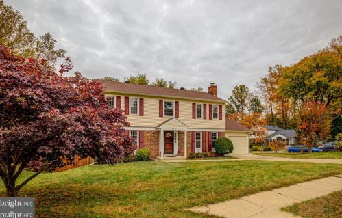 9000 Strattondale Ct, Springfield VA  22015-3659 exterior