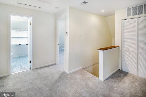 426 Pershing Dr, Silver Spring MD 20910-4489 exterior