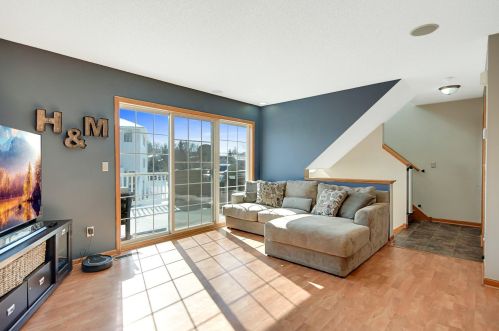 4941 Grenwich Ave, Saint Paul MN  55128-2058 exterior