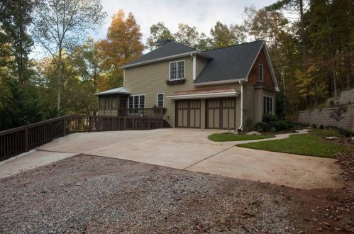 1755 Lawrence Rd, Dawsonville, GA 30534-8308
