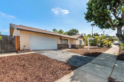 2125 Hilldale St, Oceanside, CA 92054-3616