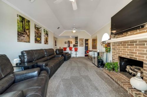 1120 Wishing Wl Ct, Cedar Hill TX 75104-8255 exterior