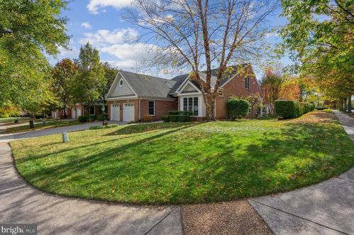 5454 Rodriquez Ln, Haymarket, VA 20169-6102