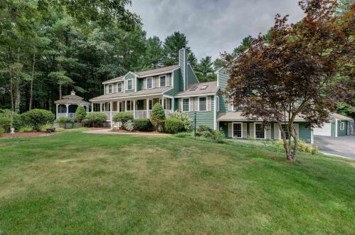 9 Andrea Ln, Pelham, NH 03076-2378