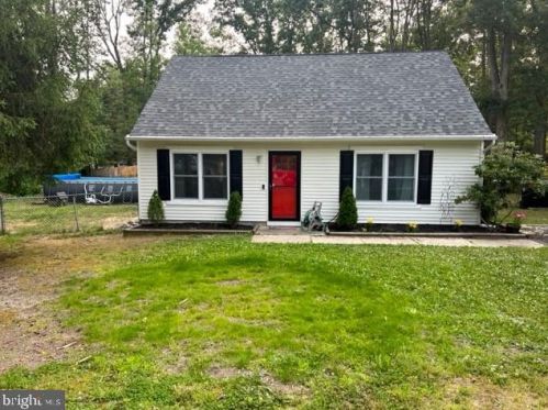 17 Centennial Rd, Erial, NJ 08081-9355