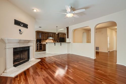 8717 Copano Dr, Austin TX  78749-3886 exterior