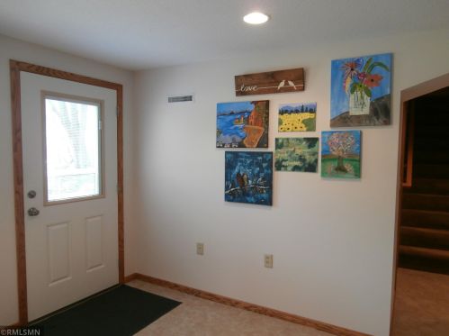 556 Edith Ave, Saint Paul MN  55115-2030 exterior