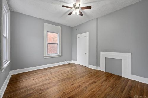 3207 Hackberry St, Cincinnati OH  45207-1820 exterior