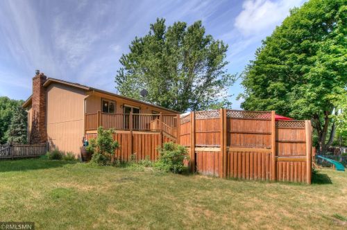 151 Dennison Ave, Saint Paul MN  55126-6237 exterior