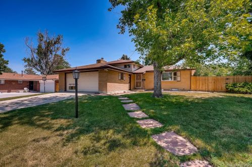 250 Salem St, Denver, CO 80011-8404