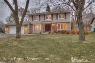 8629 Wood Cliff Rd, Minneapolis MN  55438-1568 exterior