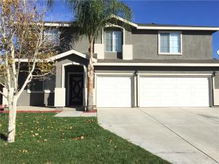 43554 Amazon St, Hemet, CA 92544-2776