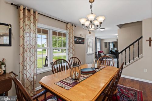 22 Meade Dr, Carlisle, PA 17013-8141