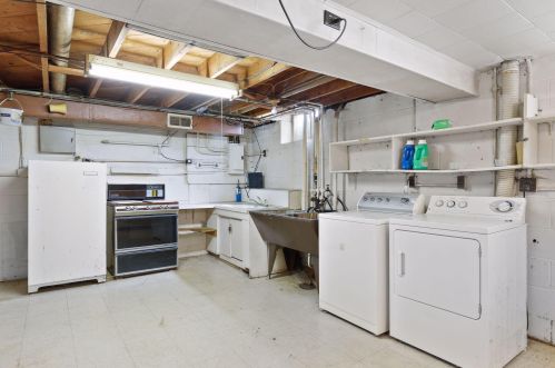 2133 Blomquist Ave, Saint Paul MN  55110-4701 exterior