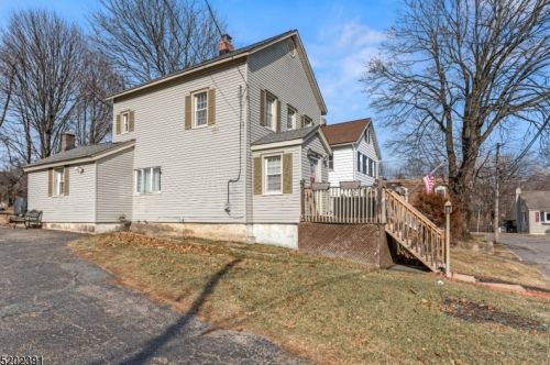33 Barone St, Netcong, NJ 07857-1602
