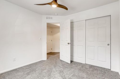 26198 Maple Dr, Aurora CO 80018 exterior