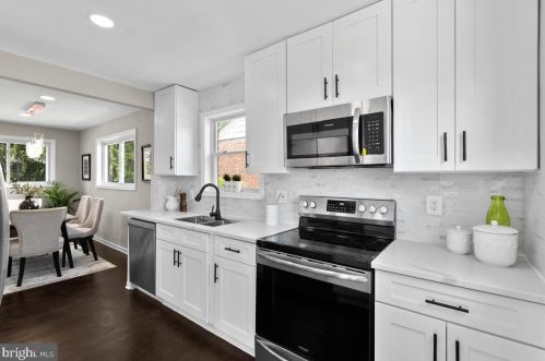 2424 Homestead Dr, Silver Spring MD  20902-4950 exterior