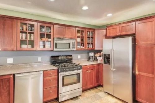 724 Pierce St, Minneapolis MN  55413-2530 exterior