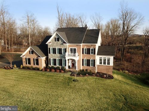15727 Waterford Creek Cir, Hamilton, VA