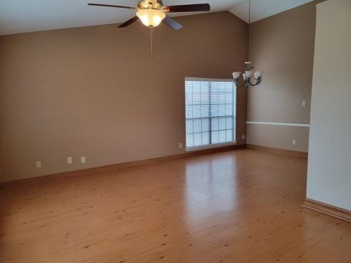 3601 Creststone Dr, Garland TX  75040-0933 exterior