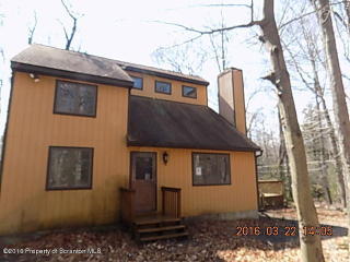 1113 Apache Trl, Gouldsboro, PA 18424-8069