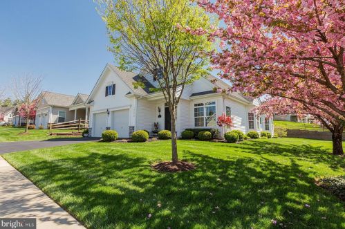 1700 Speedwell Rd, Lancaster PA  17601-4628 exterior