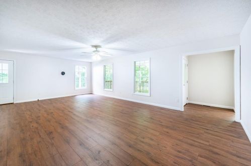 216 Price Creek Trl, White Stone, GA 30175-0022
