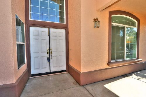 8756 Morning Glory Way, Elk Grove, CA 95624-3840