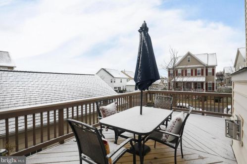 12 Payne St, Charles Town WV 25414-5536 exterior