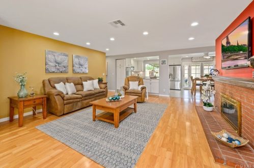 624 Jambolaya St, Anaheim, CA 92806-4308