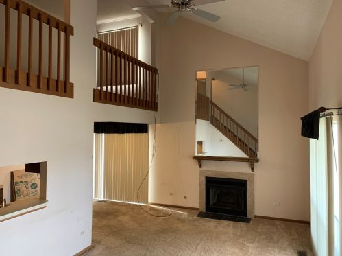 19401 Hickory Pl, Country Club Hills, IL 60478-5839