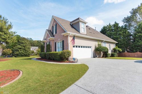 4013 Nottley Cv, Buford, GA 30519-1892