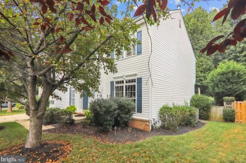 317 Woonsockett Ln, Silver Spring MD 20905-5778 exterior