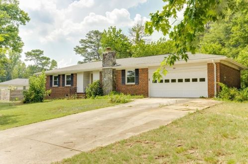 2131 Sun Valley Dr, Marietta, GA 30067-7131