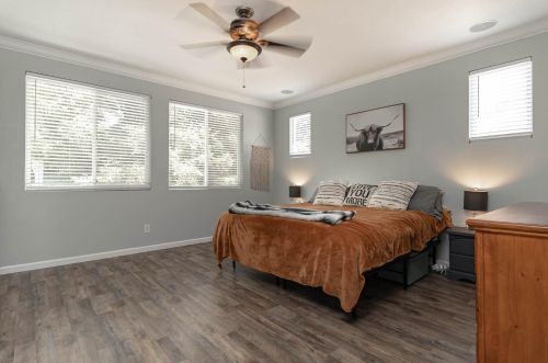 1483 Estrella Way, Turlock CA  95382-8633 exterior