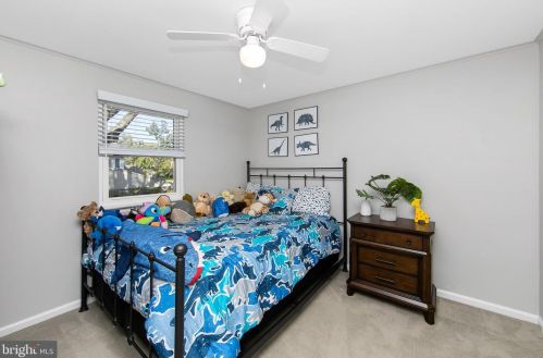 299 Maple Ave, Haddonfield NJ 08033-1436 exterior