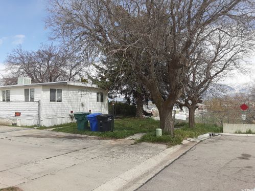 1098 7055, Taylorsville, UT 84084-3522