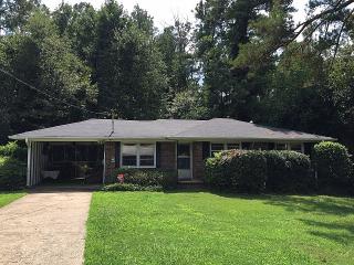 155 Caroline Ave, Athens, GA 30606-1203