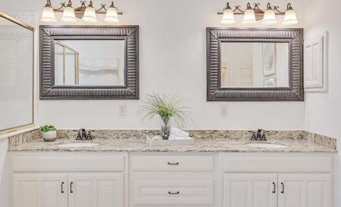 2312 Colleen Ct, Carrollton TX 75007-2037 exterior