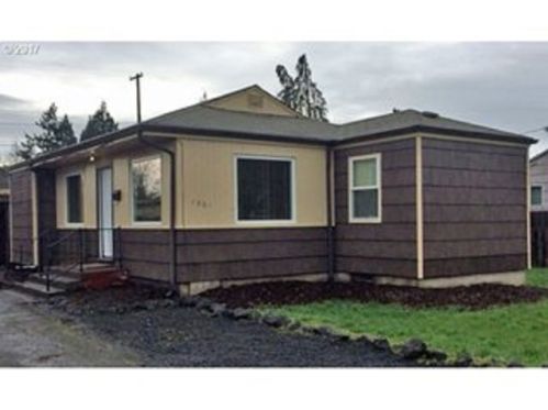1861 G St, Springfield, OR 97477-4231