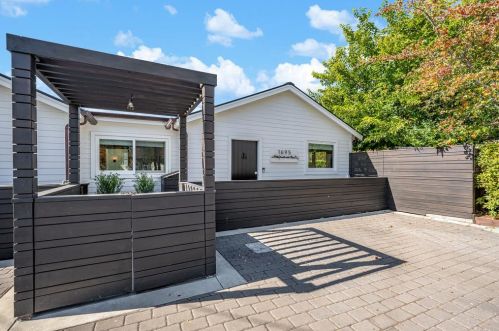 1695 49th Ave, Capitola, CA 95010-3808