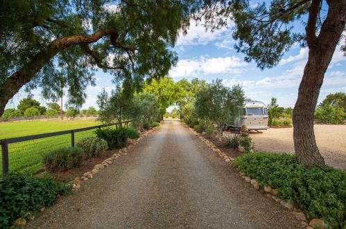 1470 Meadowvale Rd, Santa Ynez, CA 93460-9668