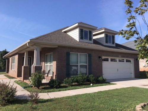 611 Heatherstone Ln, Roebuck, SC 29376-2790