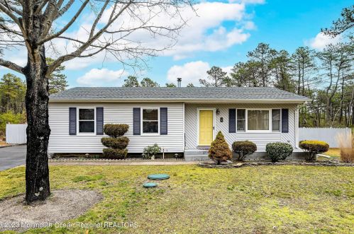 171 Grand Central Pkwy, Berkeley Township, NJ 08721-2711